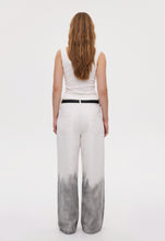 Завантажте зображення в переглядач галереї, BEOMDSGN | Джинси baggy з градієнтом
