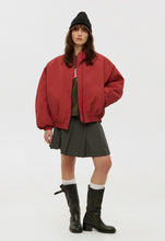 Завантажте зображення в переглядач галереї, BEOMDSGN | Бомбер оверсайз з жатої плащівки
