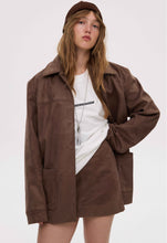 Load image into Gallery viewer, BEOMDSGN | Спідниця з еко-замші
