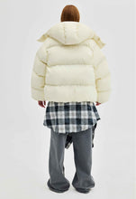 Load image into Gallery viewer, BEOMDSGN | Пуховик оверсайз
