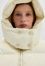 Load image into Gallery viewer, BEOMDSGN | Пуховик оверсайз
