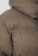 Завантажте зображення в переглядач галереї, BEOMDSGN | Пуховик оверсайз
