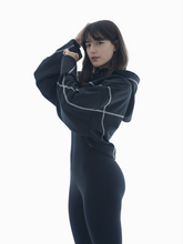Завантажте зображення в переглядач галереї, TUR WEAR | Оверсайз худі з вирізом "ORVIA"
