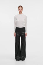 Завантажте зображення в переглядач галереї, VIGO | Штани кльош Cleo
