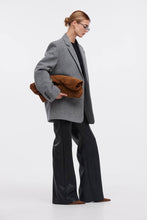 Load image into Gallery viewer, VIGO | Вовняний жакет-пальто Lorran
