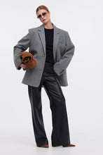 Load image into Gallery viewer, VIGO | Вовняний жакет-пальто Lorran
