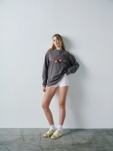 Завантажте зображення в переглядач галереї, TANGLE | Лонгслів "CHERRY SHARP"
