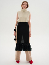 Завантажте зображення в переглядач галереї, ШИПÉЛИК | Передник в'язаний з торочками
