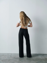 Завантажте зображення в переглядач галереї, TANGLE | Брюки на заниженій посадці
