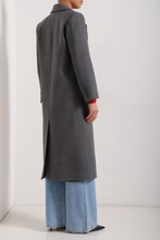 Завантажте зображення в переглядач галереї, INÍCIO DE MARÇO | Зимове пальто
