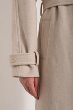 Завантажте зображення в переглядач галереї, INÍCIO DE MARÇO | Зимове пальто
