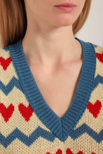 Завантажте зображення в переглядач галереї, WARM HUGS ONLY | Жіночий жилет ручної роботи Sweetheart
