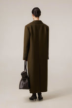 Завантажте зображення в переглядач галереї, INÍCIO DE MARÇO | Зимове пальто
