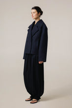 Завантажте зображення в переглядач галереї, INÍCIO DE MARÇO | Пальто-жакет
